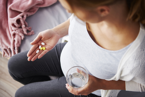 acetaminophin in mid-pregnancy